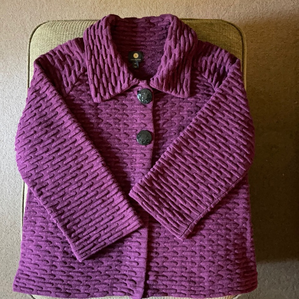 Sweater with 3/4 sleeves